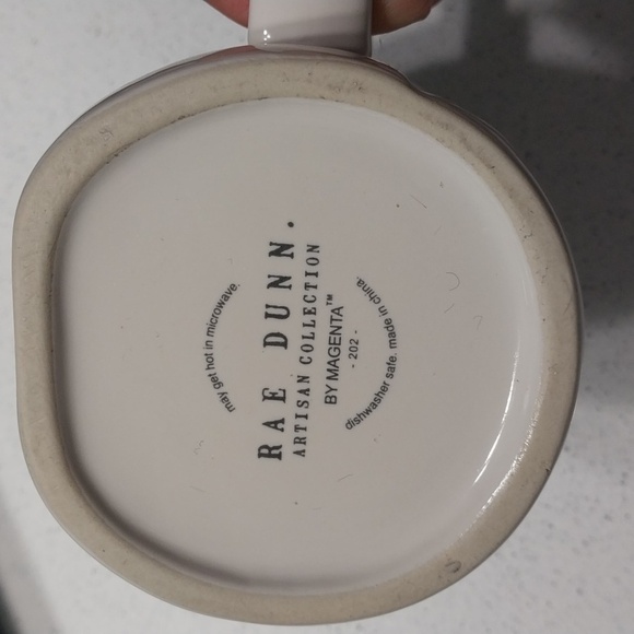 Rae Dunn #MOM LIFE Mug from the Artisan Collection by Magenta - Picture 4 of 4